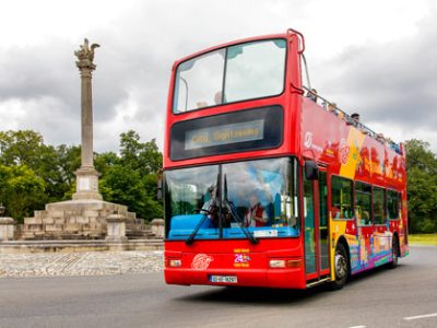 Hop-on, Hop-off Bus Tour