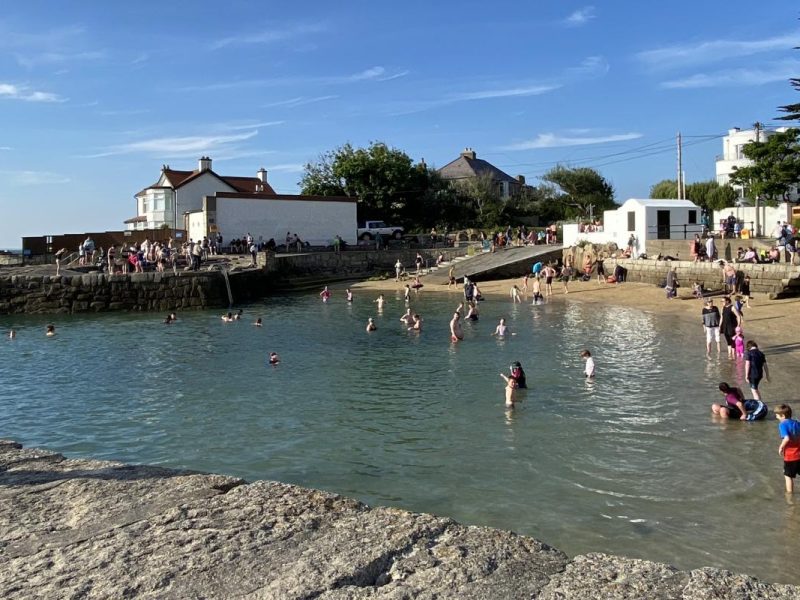 Sandycove Beach