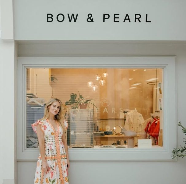 Bow & Pear